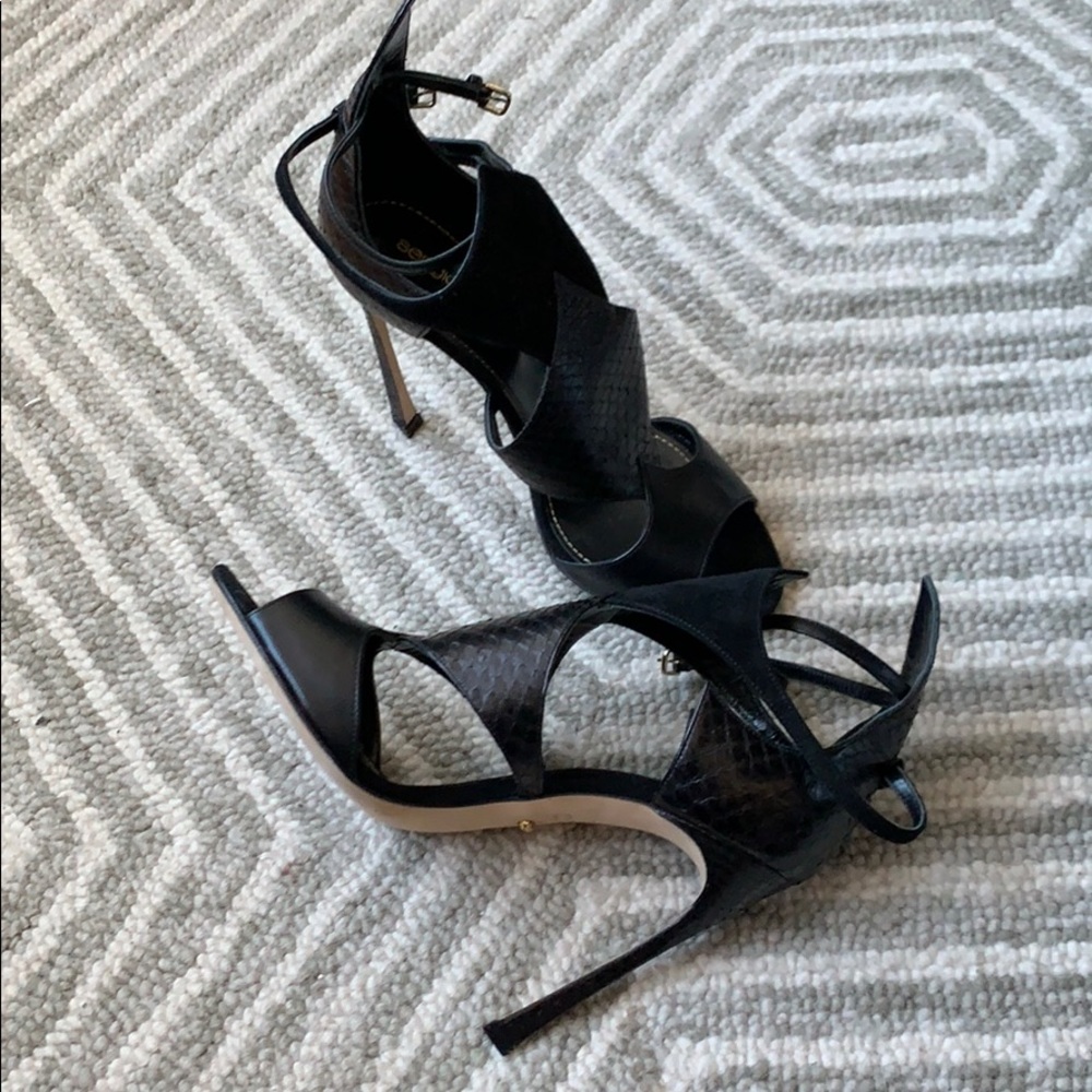 NEW Black Sergio Rossi Black Heels / Sandals / Stiletto Size 37